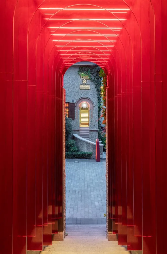 BIM Architecture | Two New Works by Gemini Yu Ting: A Demon's Paradise and a Literature Enthusiast's Living Room