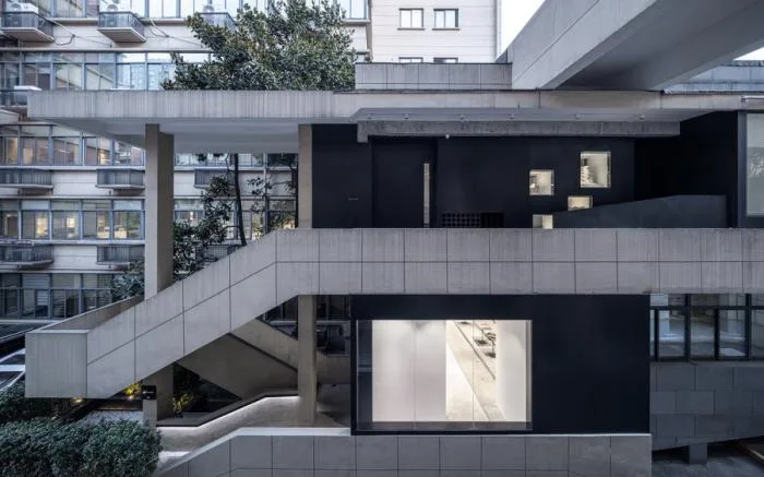 BIM Architecture | The Black Box of Growth: From Closed Campus to Open Office/Gad · Line+Studio
