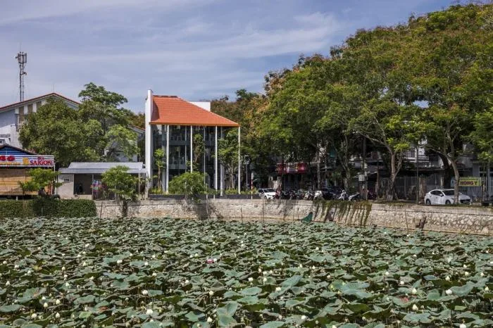 BIM Architecture | O2 Coffee Shop, Vietnam/MW Archstudio