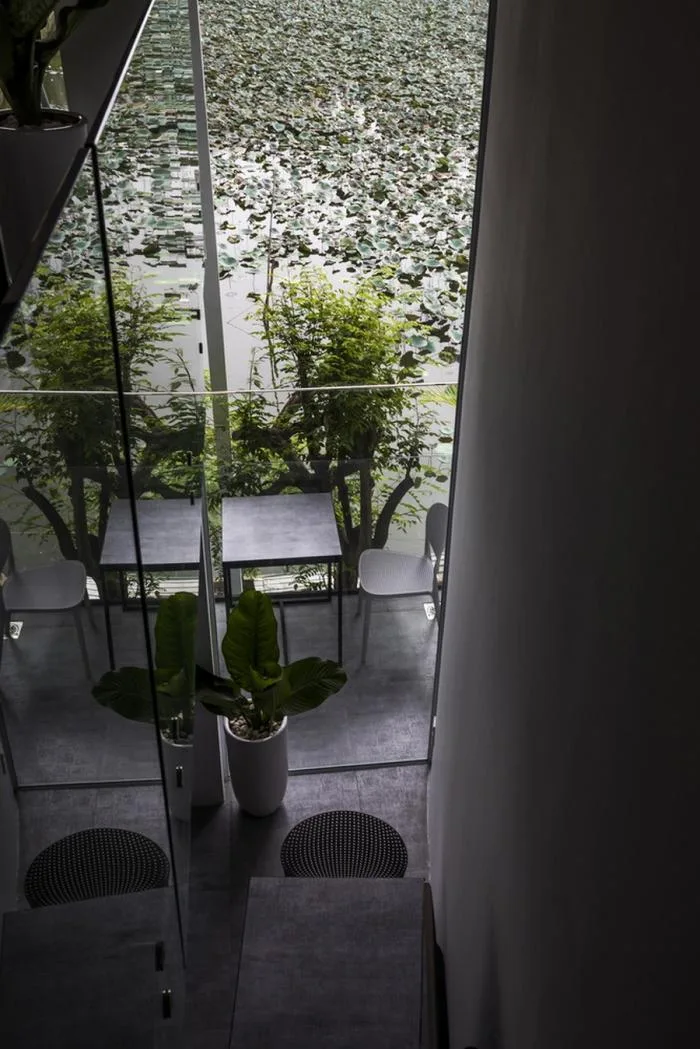 BIM Architecture | O2 Coffee Shop, Vietnam/MW Archstudio