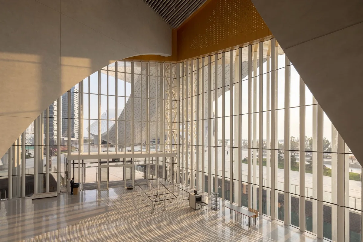 BIM Architecture | Suzhou Bay Grand Theater: 'ribbon' on the bank of Taihu Lake / Christian de Bouzanbach