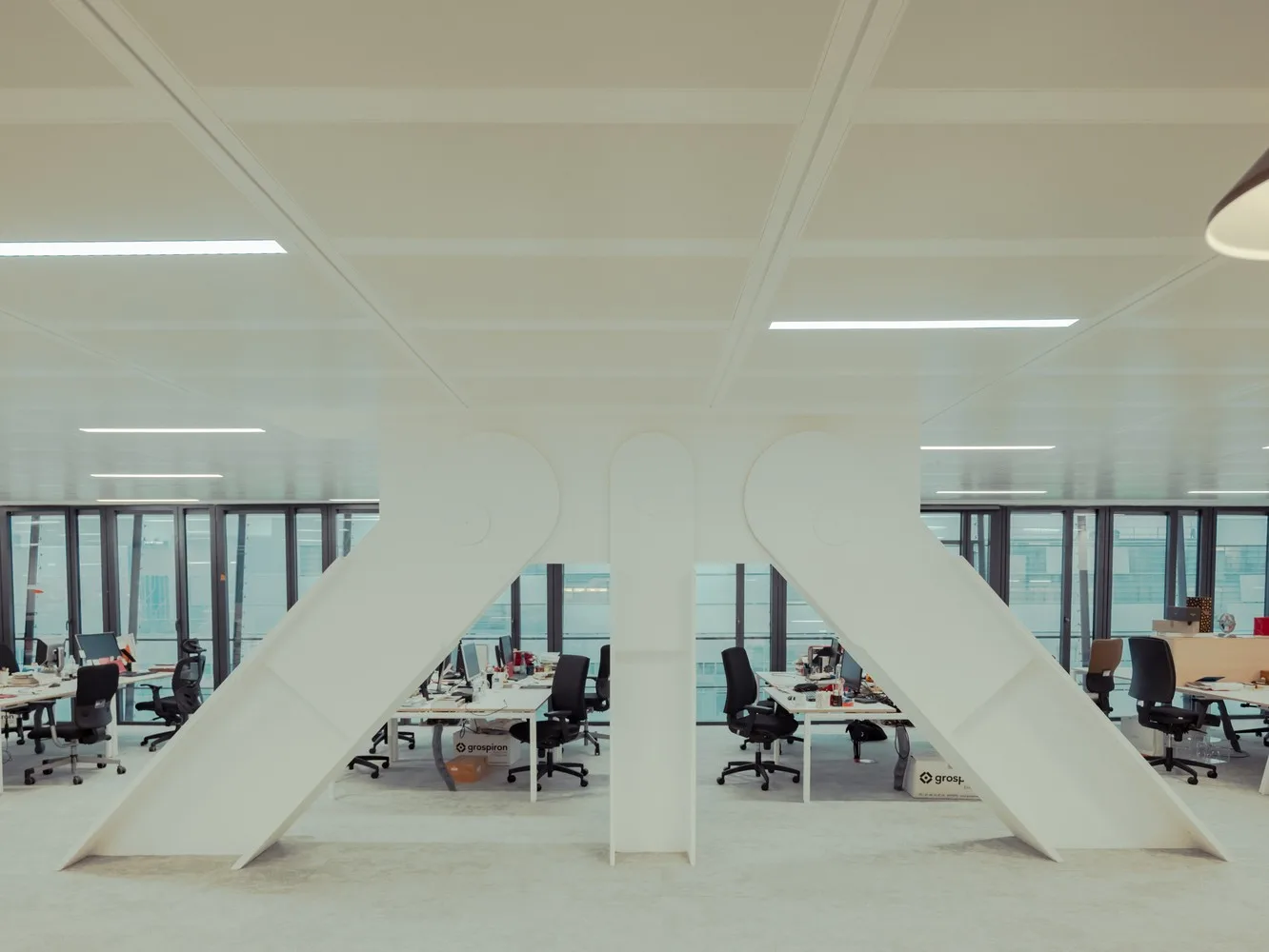 BIM Architecture | Norwegian firm Sn ø hetta moves snow like buildings to Paris | Paris headquarters of Le Monde