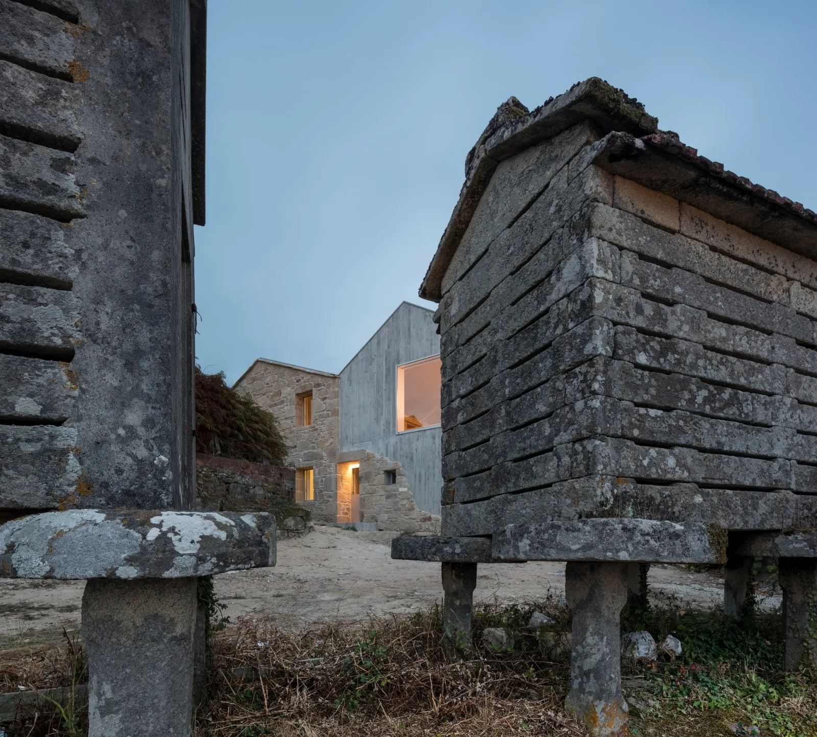BIM Architecture | Collision of Concrete and Stone | Residential Restoration in Mira Flores, Spain