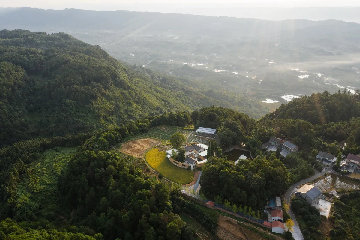 BIM Architecture | Rice Fields, Under Trees, Jiaoyuan/Chongqing Yueji Architectural Design Firm