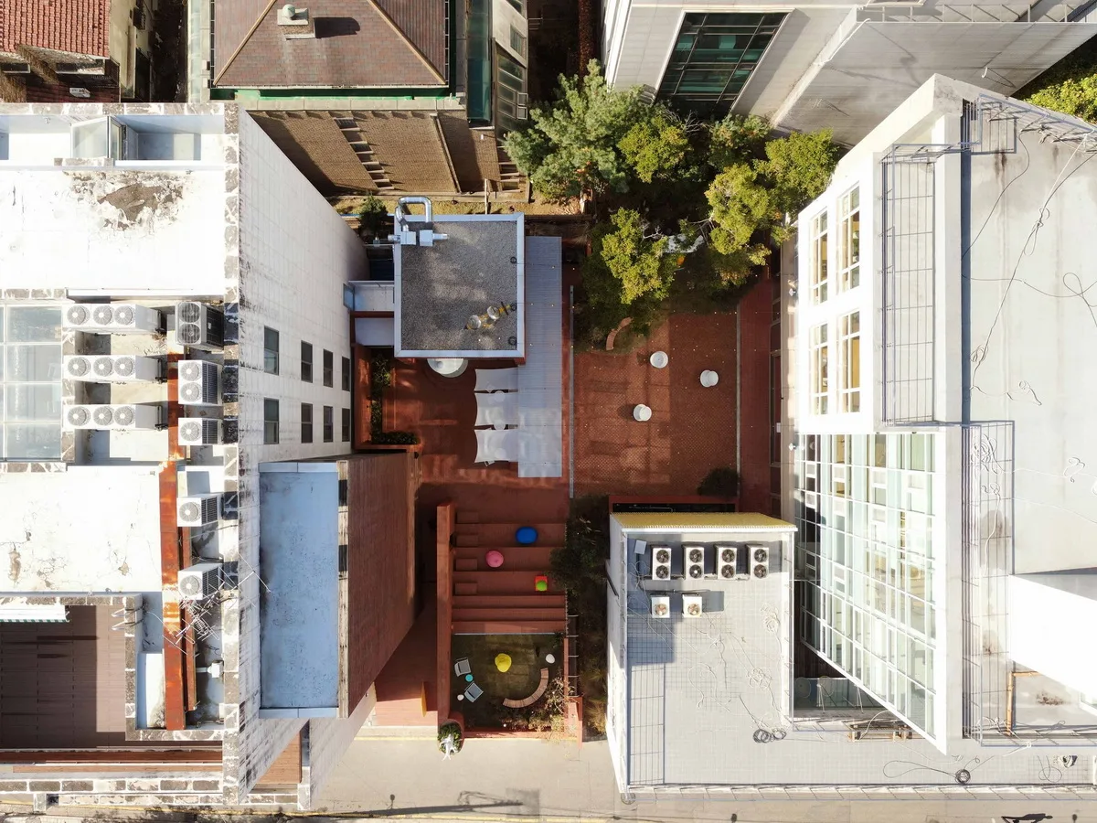 BIM Architecture | Roly Poly Creative Restaurant, Korea/studioVASE