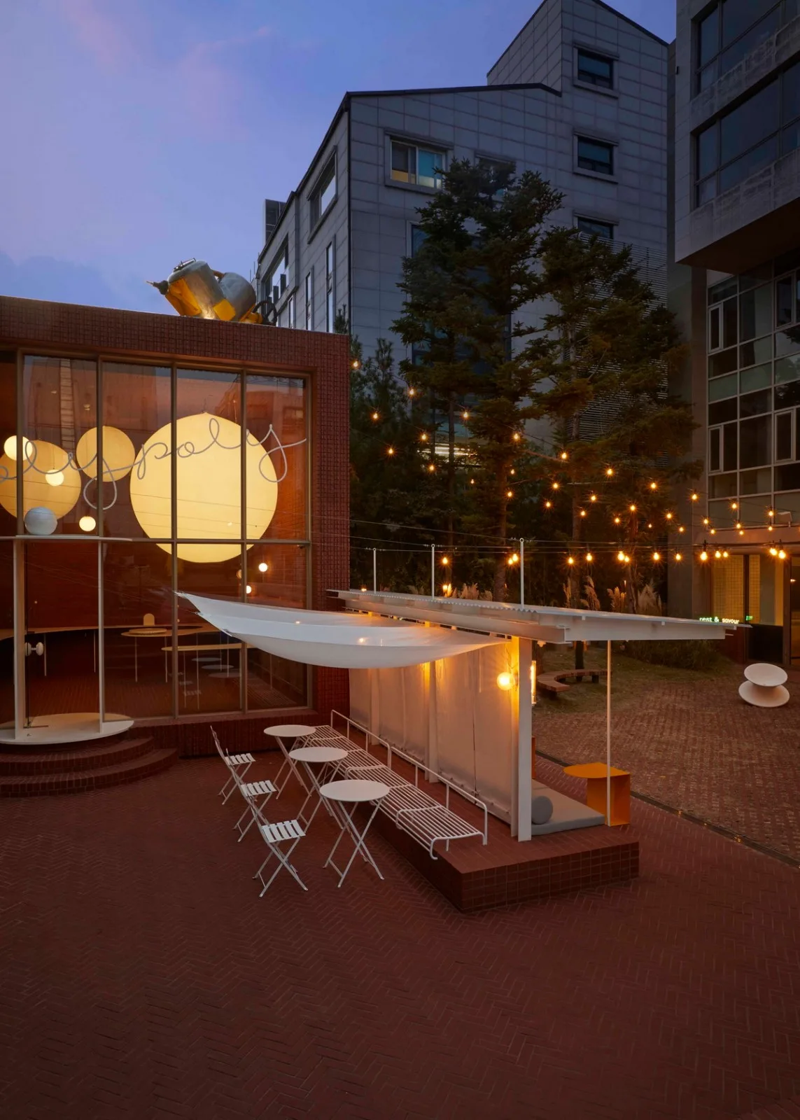 BIM Architecture | Roly Poly Creative Restaurant, Korea/studioVASE