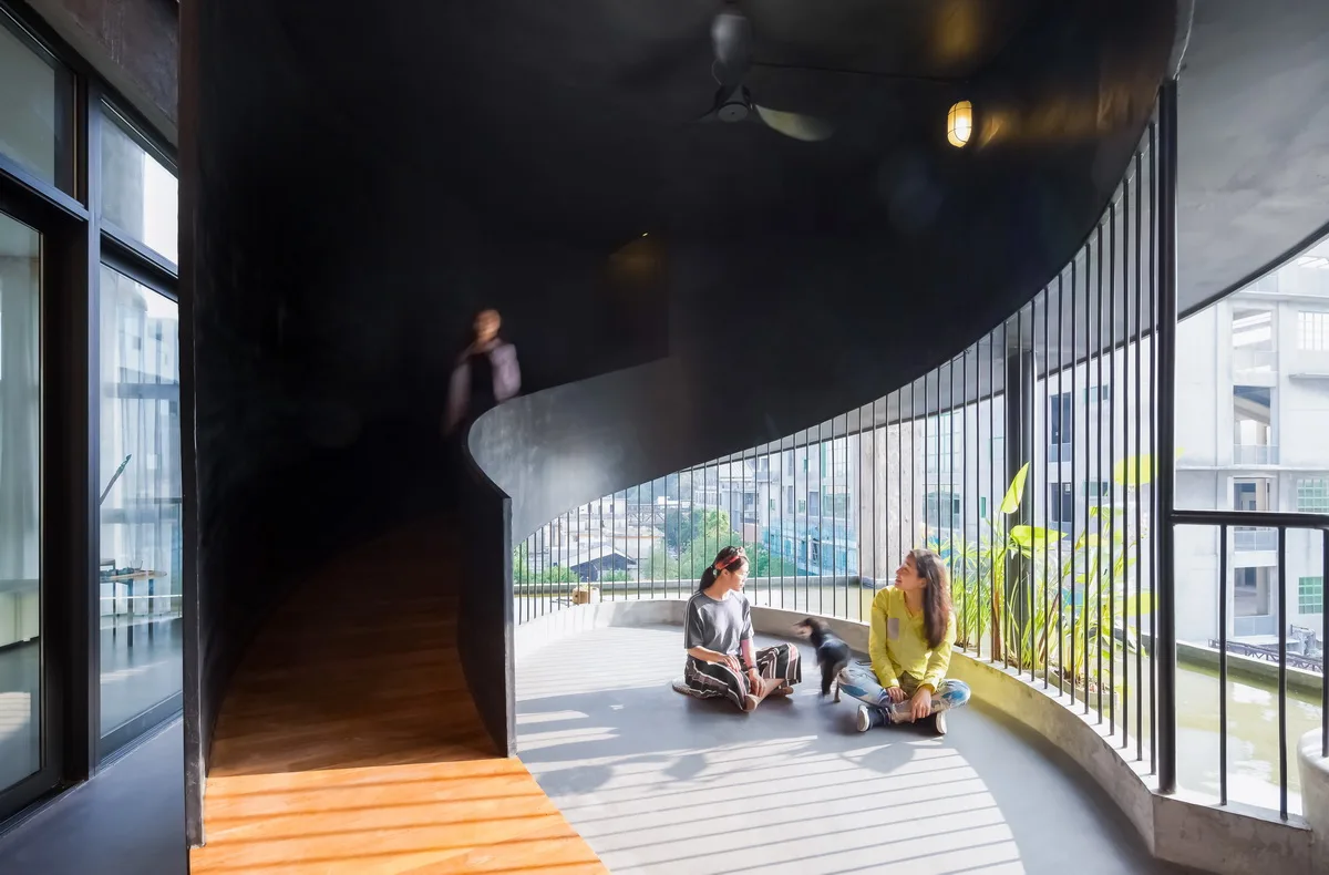 BIM Architecture | Purple Mud Twelve Doors Boundless Community/Gate Building