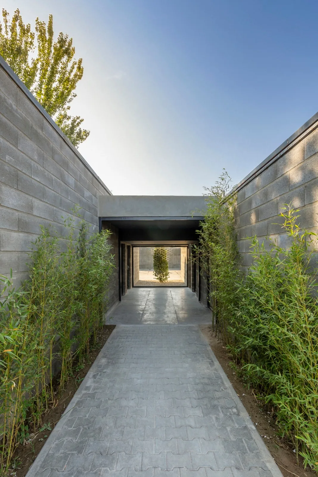BIM Architecture | Aptus Factory Exhibition Hall, Courtyard and Song of Light and Shadow/Hooba Design
