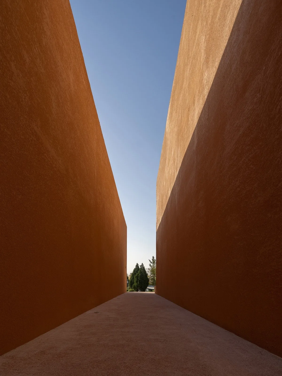 BIM Architecture | Longshan Cemetery Auditorium/Studio 10