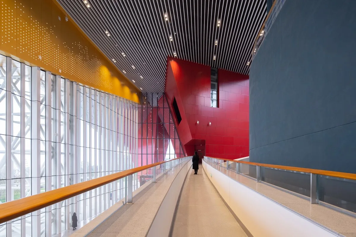 BIM Architecture | Suzhou Bay Grand Theater: 'ribbon' on the bank of Taihu Lake / Christian de Bouzanbach