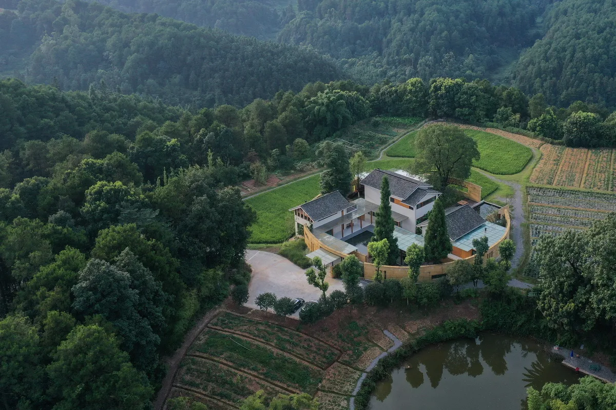 BIM Architecture | Rice Fields, Under Trees, Jiaoyuan/Chongqing Yueji Architectural Design Firm