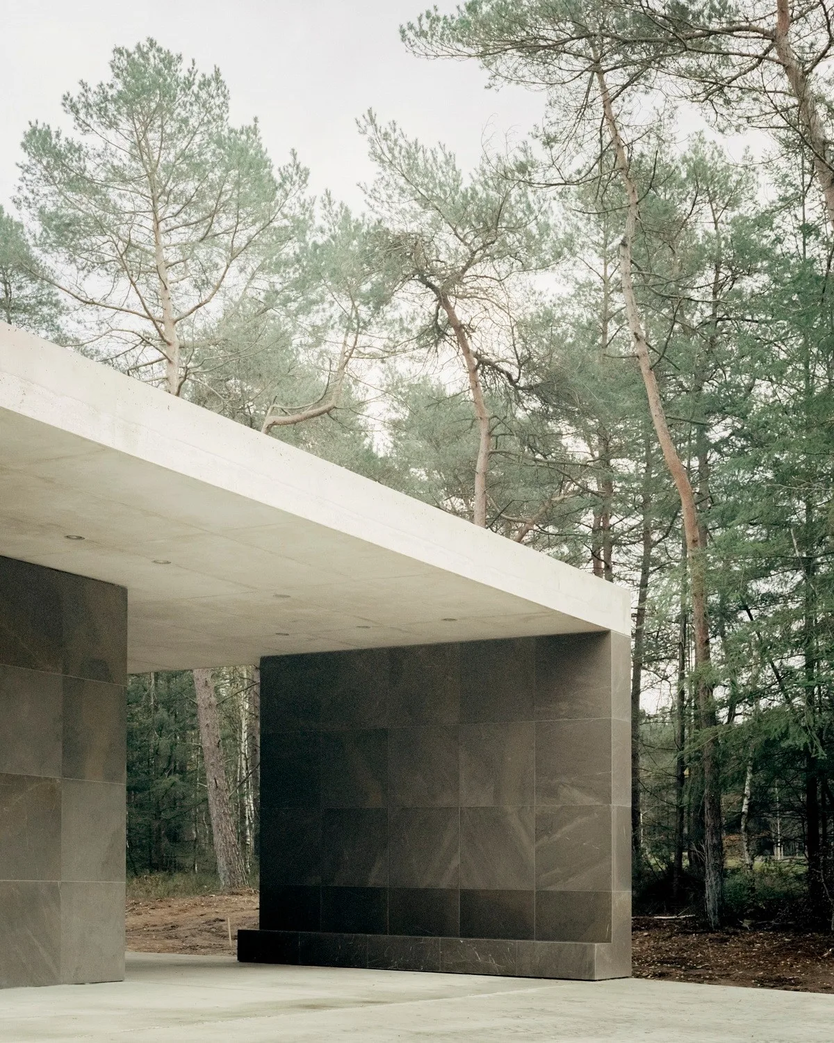 BIM Architecture | Dutch Victims Memorial Hall 'Lunen Hall', Hidden and Peaceful/KAAN Architecten