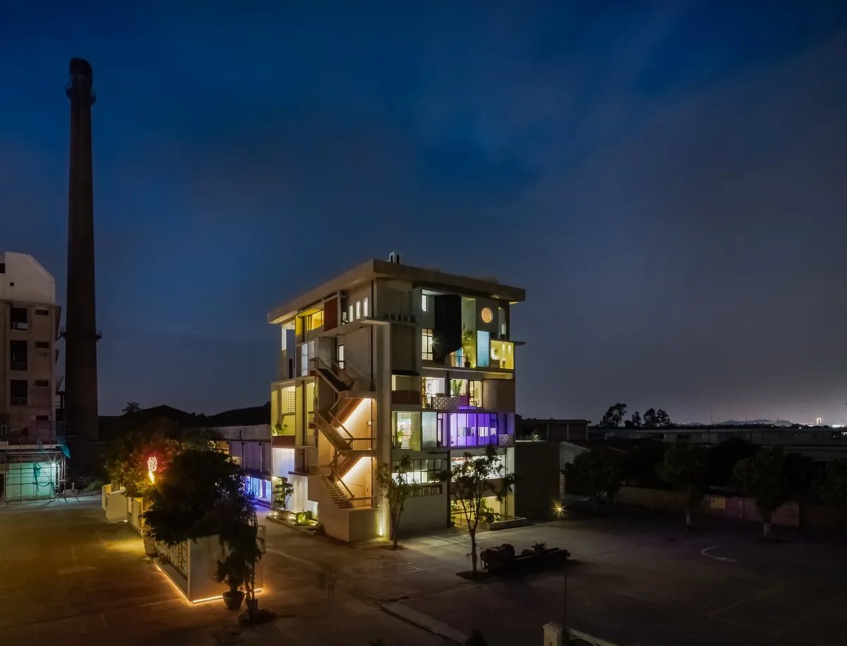 BIM Architecture | Purple Mud Twelve Doors Boundless Community/Gate Building