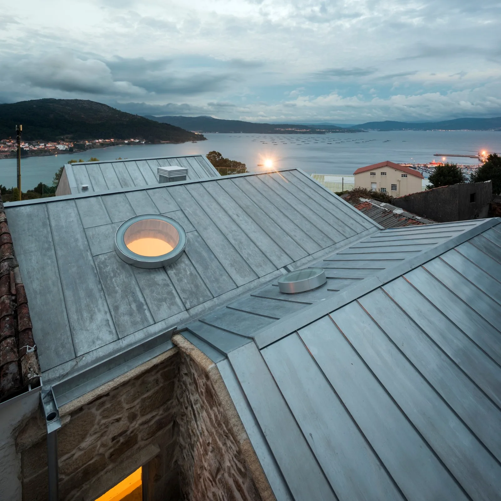 BIM Architecture | Collision of Concrete and Stone | Residential Restoration in Mira Flores, Spain