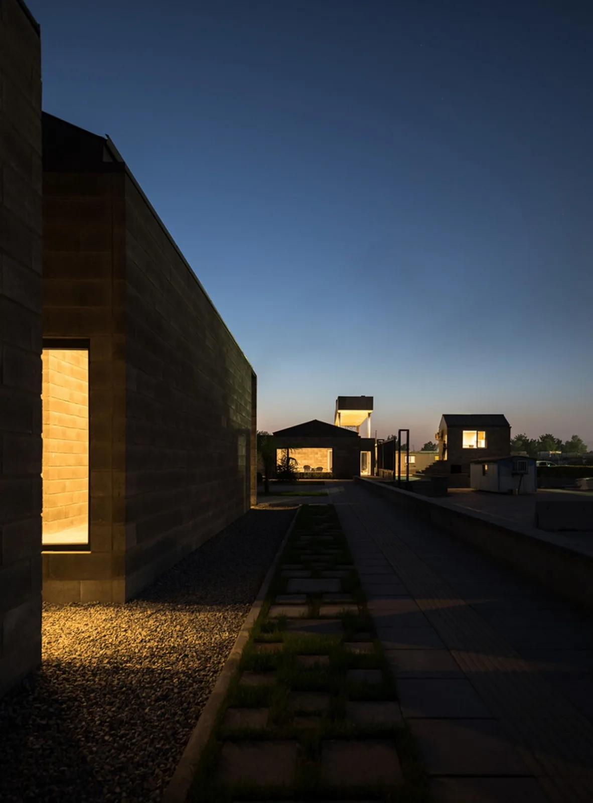 BIM Architecture | Aptus Factory Exhibition Hall, Courtyard and Song of Light and Shadow/Hooba Design