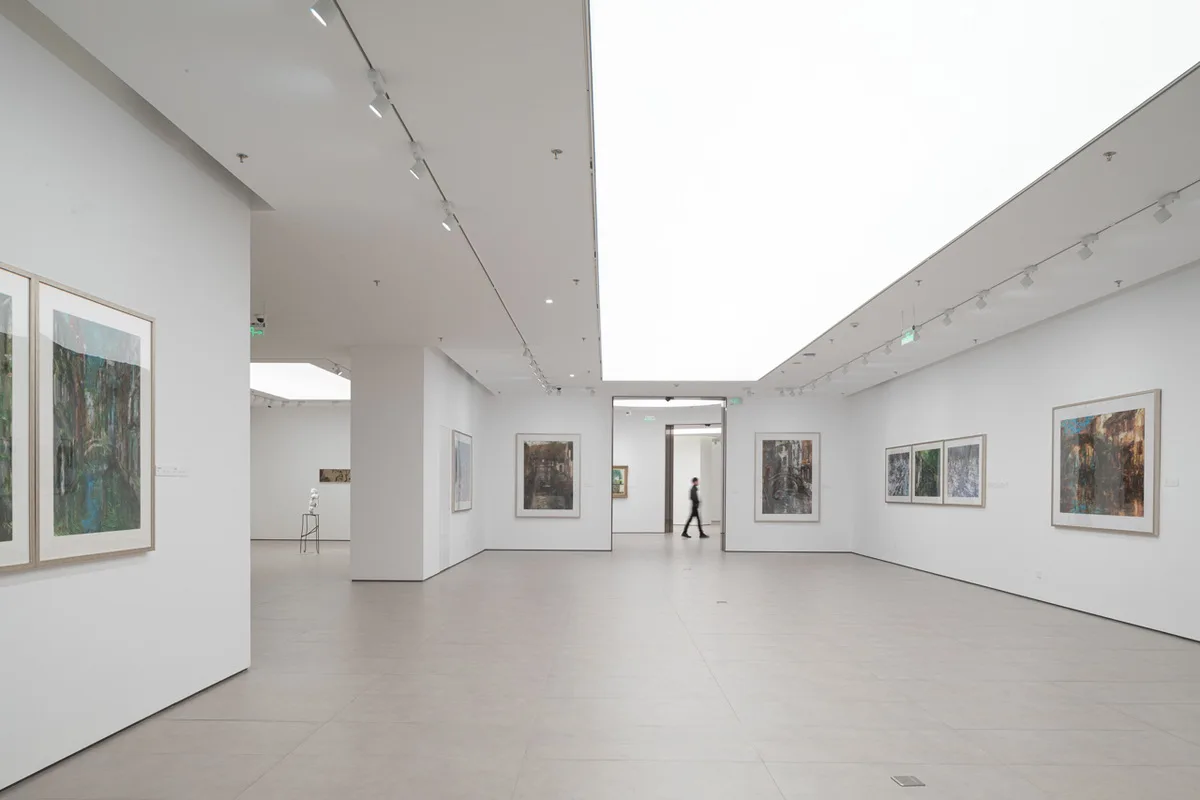 BIM Architecture | Shanghai Hongqiao's First Contemporary Art Museum: A 'Wing' Emerging from the Square Urban Texture / San Yi Design