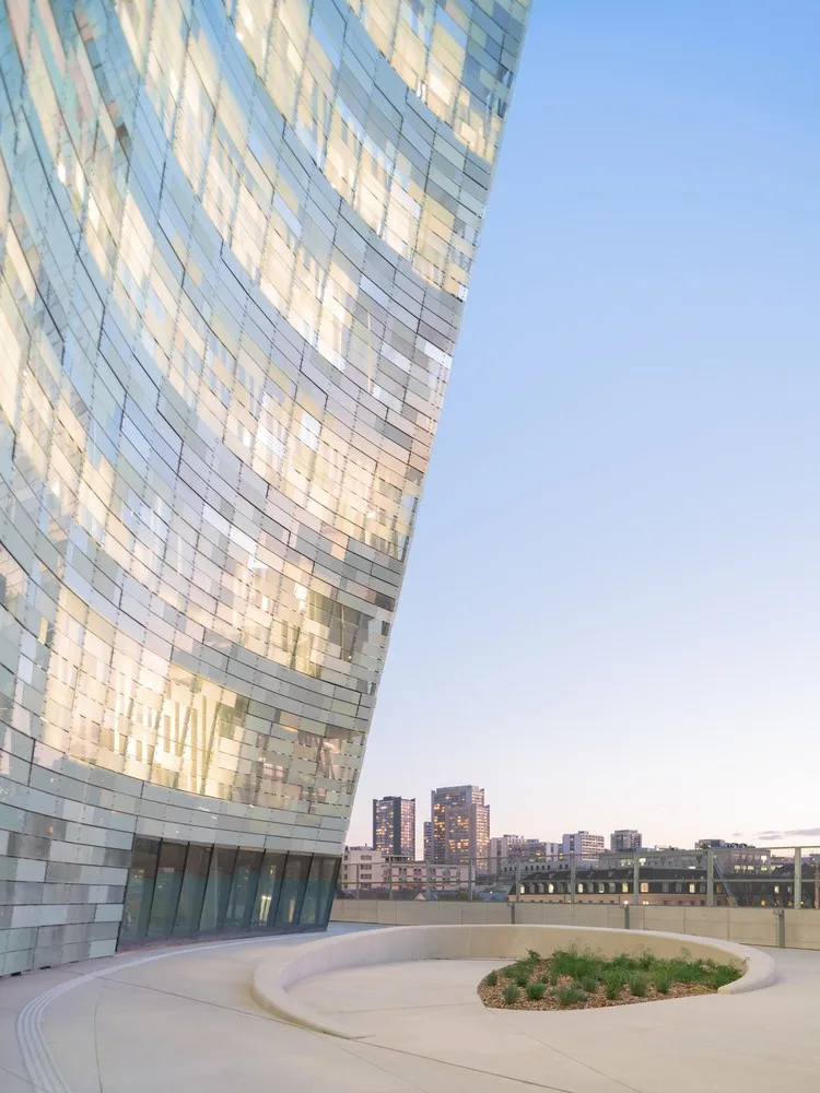 BIM Architecture | Norwegian firm Sn ø hetta moves snow like buildings to Paris | Paris headquarters of Le Monde