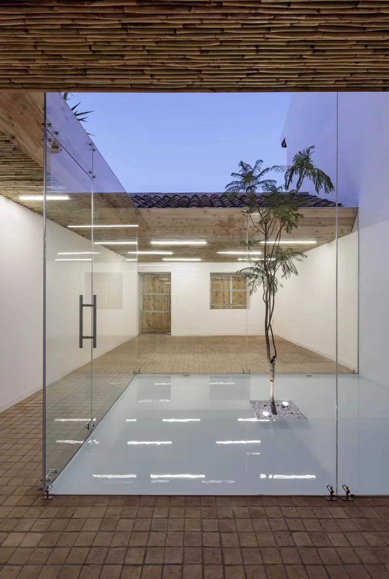 BIM Architecture | Renovation of Old Buildings | Ecuadorian Glass Restaurant