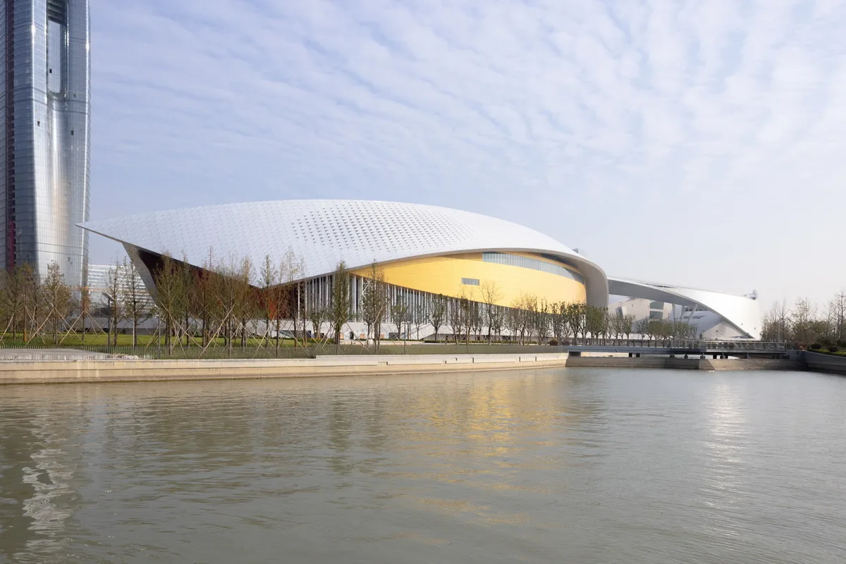 BIM Architecture | Suzhou Bay Grand Theater: 'ribbon' on the bank of Taihu Lake / Christian de Bouzanbach