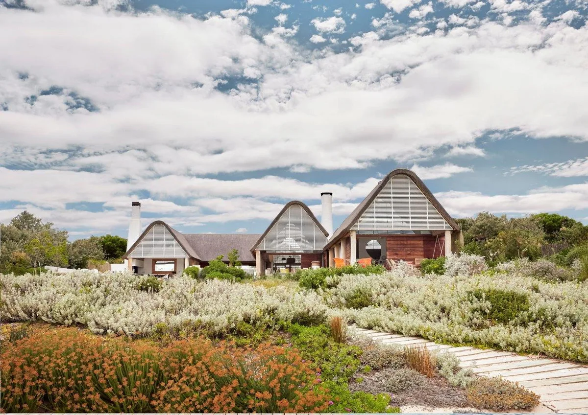BIM Architecture | South African Rural Vacation Home, Rural Brutalism/Bert Pepler Architects