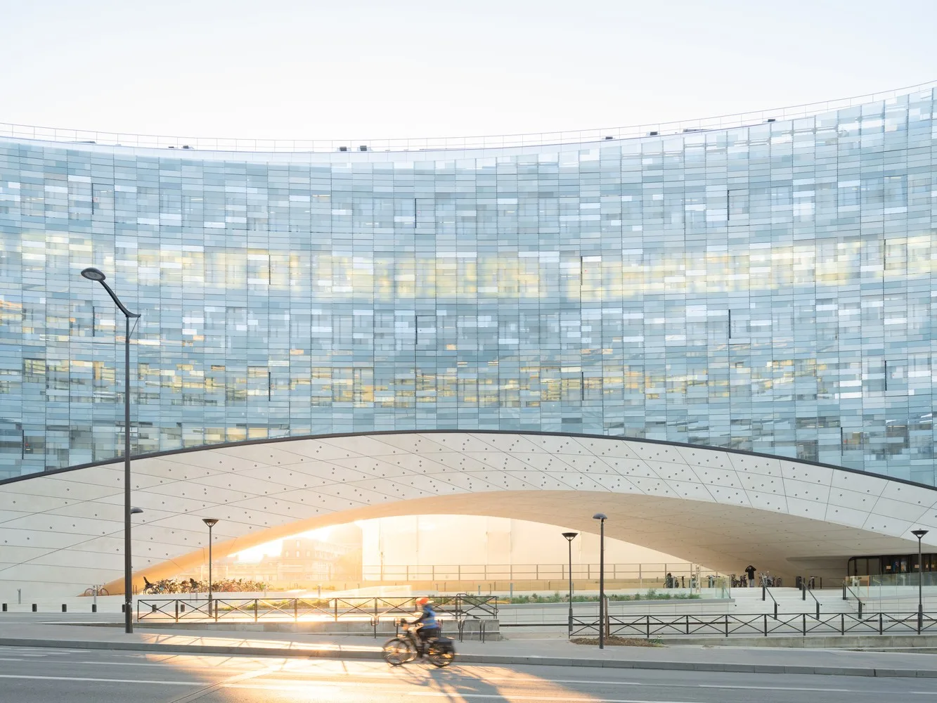 BIM Architecture | Norwegian firm Sn ø hetta moves snow like buildings to Paris | Paris headquarters of Le Monde