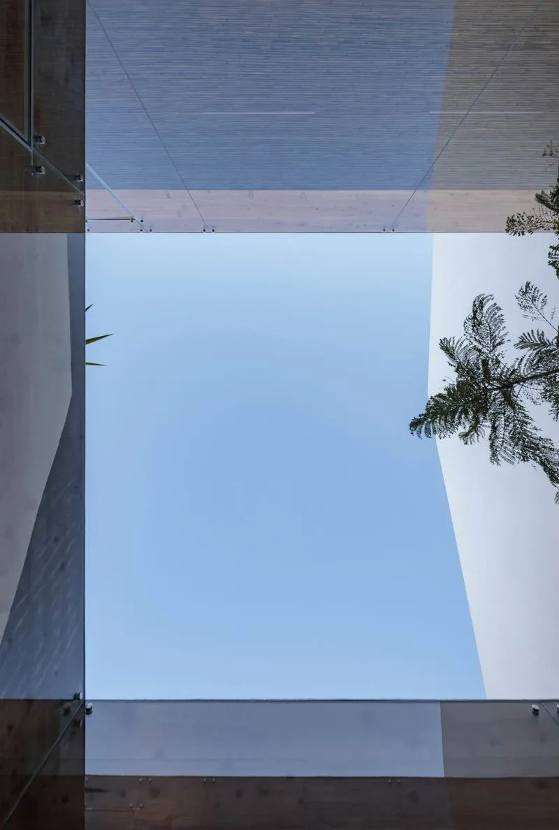 BIM Architecture | Renovation of Old Buildings | Ecuadorian Glass Restaurant