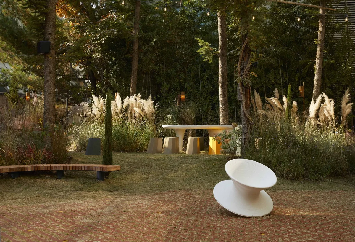 BIM Architecture | Roly Poly Creative Restaurant, Korea/studioVASE