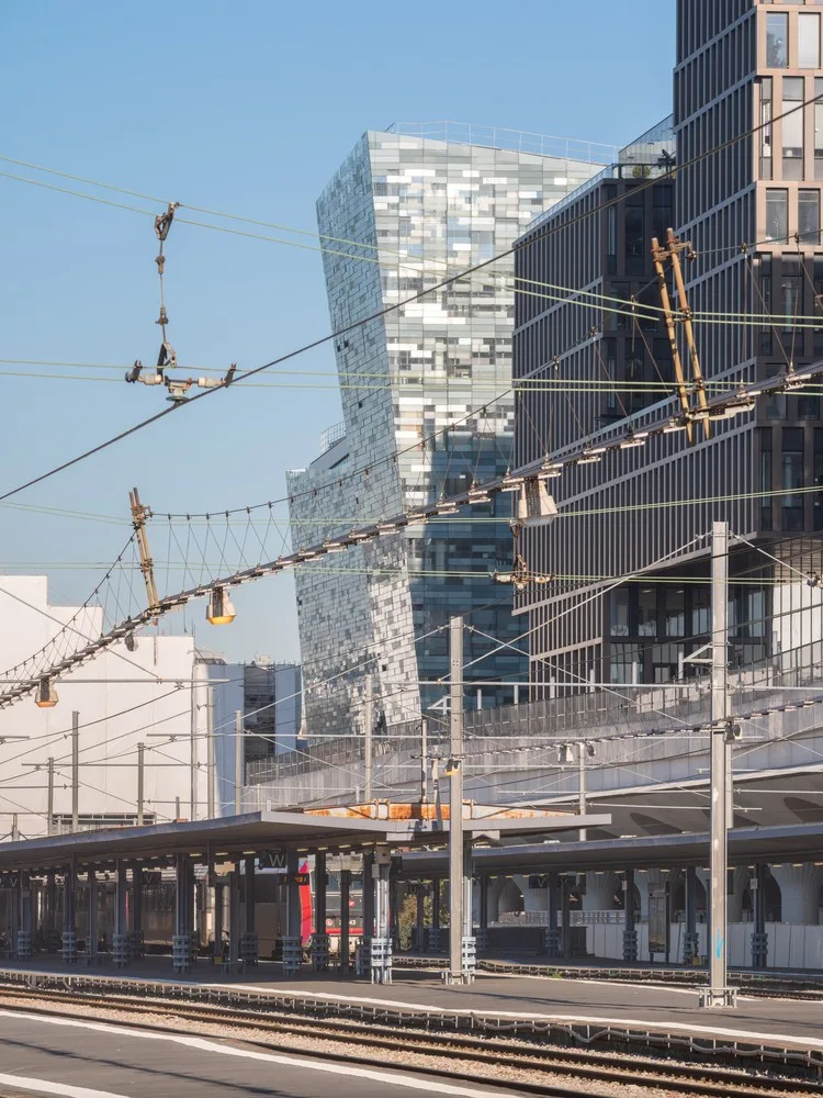 BIM Architecture | Norwegian firm Sn ø hetta moves snow like buildings to Paris | Paris headquarters of Le Monde