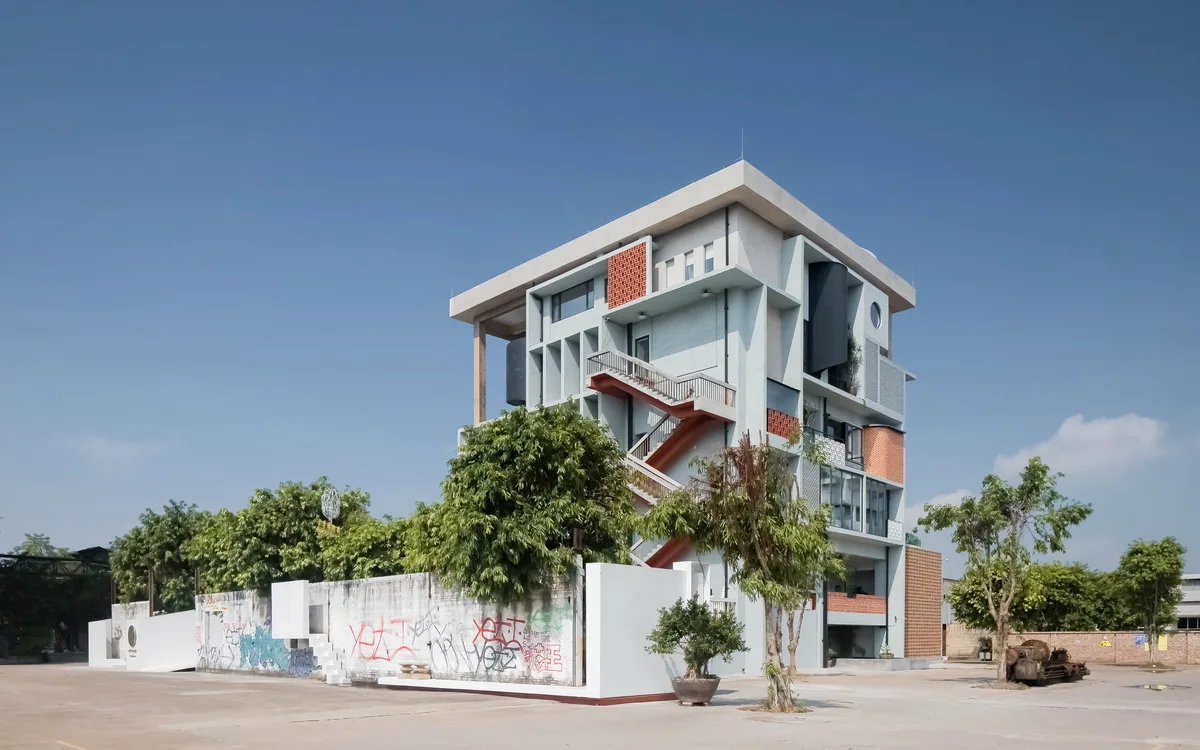 BIM Architecture | Purple Mud Twelve Doors Boundless Community/Gate Building