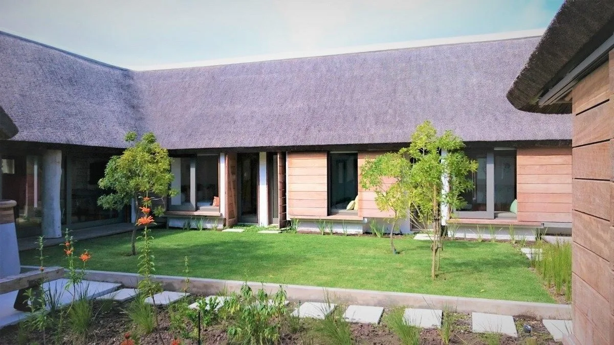 BIM Architecture | South African Rural Vacation Home, Rural Brutalism/Bert Pepler Architects