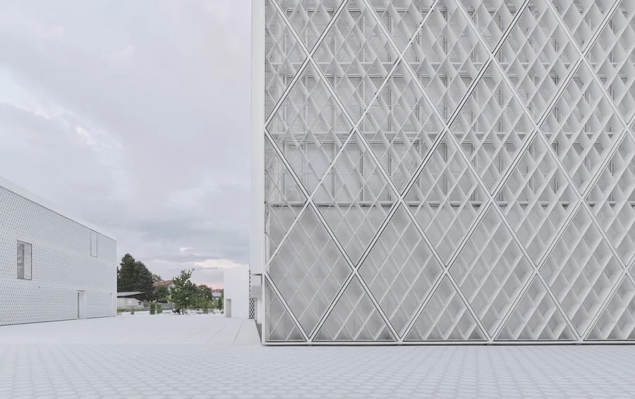 BIM Architecture | Purity and Holiness: Ljubljana Islamic Religious and Cultural Center/Bevk Perovi ć arhitekti