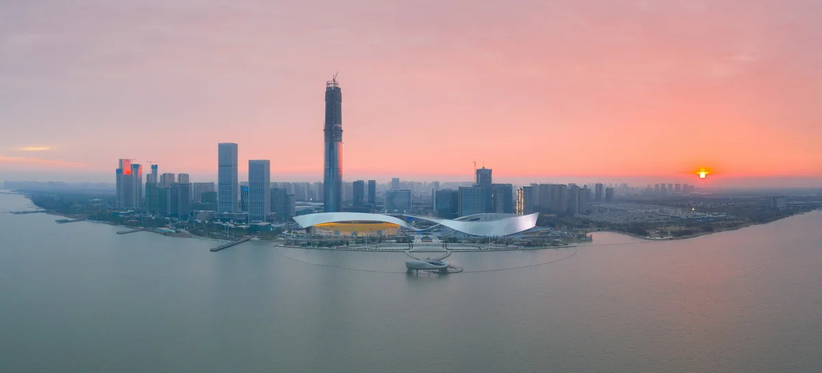 BIM Architecture | Suzhou Bay Grand Theater: 'ribbon' on the bank of Taihu Lake / Christian de Bouzanbach