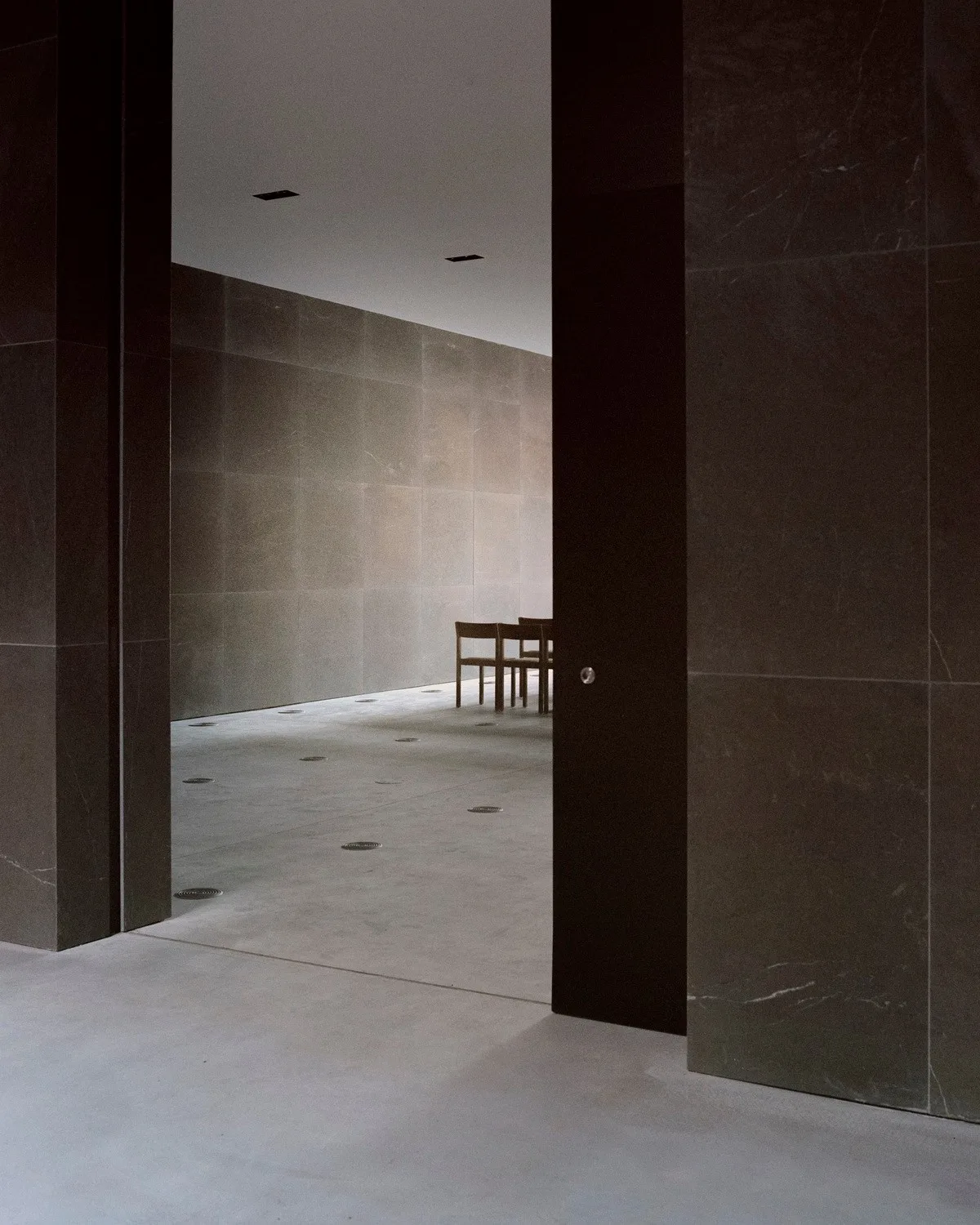 BIM Architecture | Dutch Victims Memorial Hall 'Lunen Hall', Hidden and Peaceful/KAAN Architecten