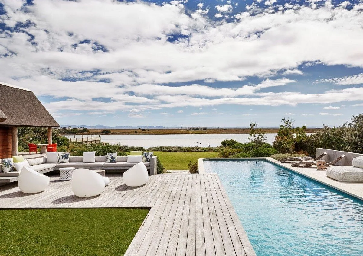 BIM Architecture | South African Rural Vacation Home, Rural Brutalism/Bert Pepler Architects