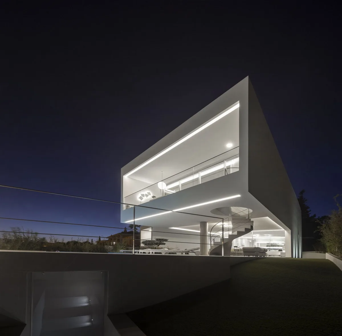 BIM Architecture | Dorfler Residential in Portugal, Bold and Elegant Curves/Vitor Vilhena Arquitectura