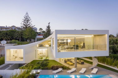 BIM Architecture: Bold and Elegant Curves in Dorfler Residential, Portugal by Vitor Vilhena Arquitectura-BIM WORLD