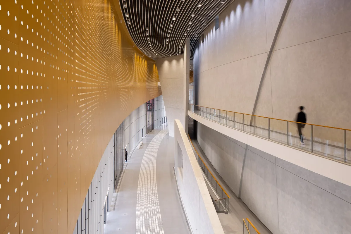 BIM Architecture | Suzhou Bay Grand Theater: 'ribbon' on the bank of Taihu Lake / Christian de Bouzanbach
