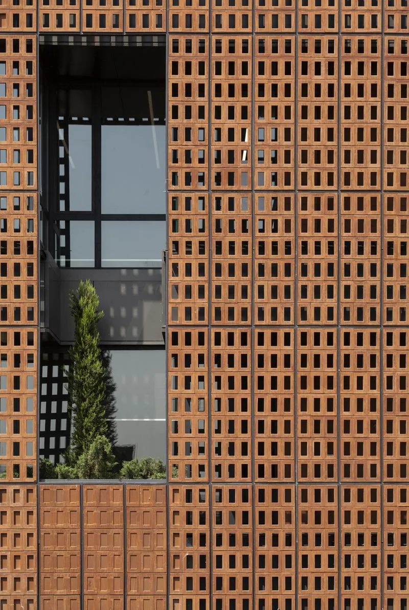 BIM Architecture | Pixel Decoration of Brick and Stone Structures | Office Building of Sharif University of Technology