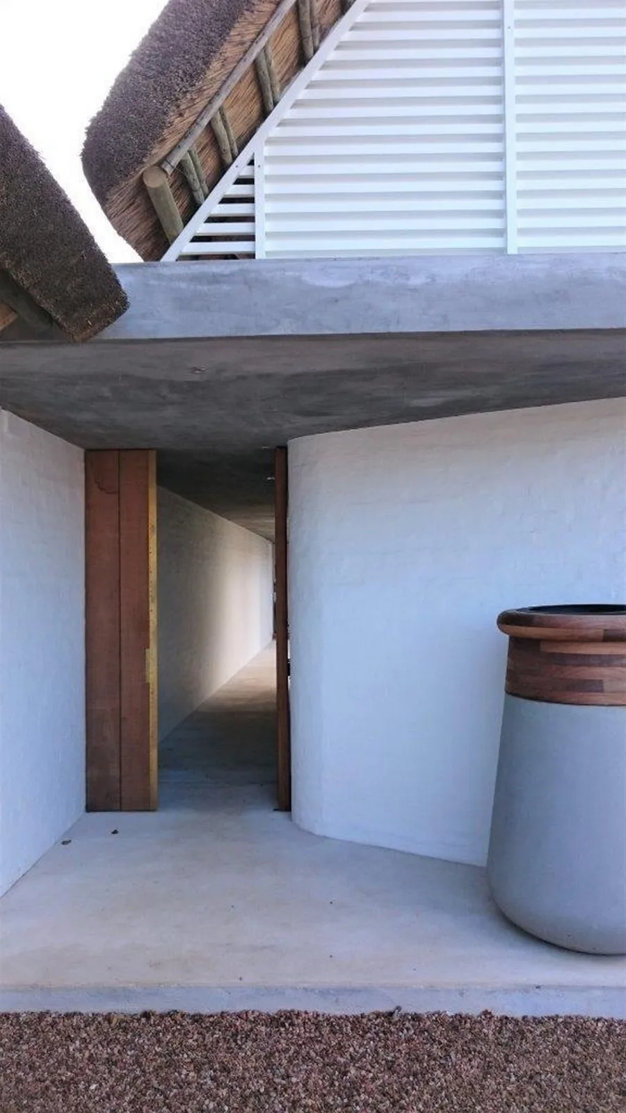 BIM Architecture | South African Rural Vacation Home, Rural Brutalism/Bert Pepler Architects