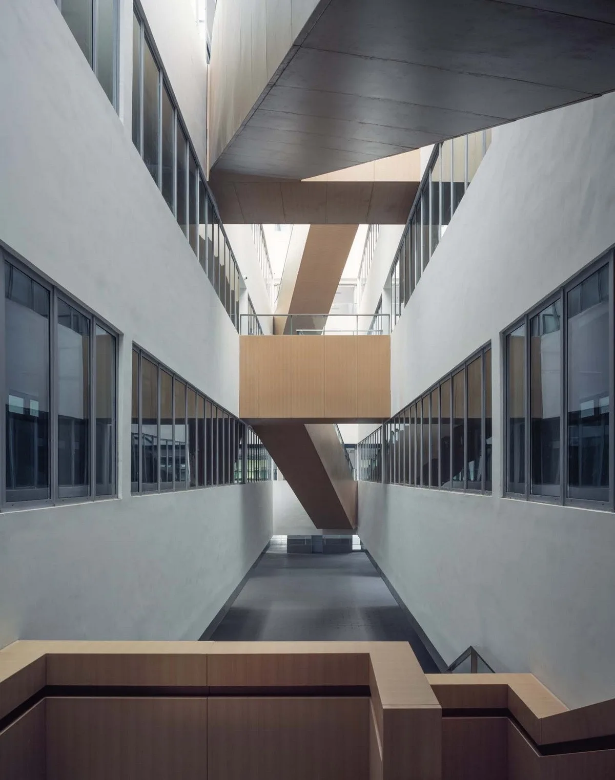 BIM Architecture | East China Normal University Second Affiliated Middle School Qiantan School and Ice Factory Tianqiantan Kindergarten/Zhizheng Architecture Studio+Dazheng Architecture Firm