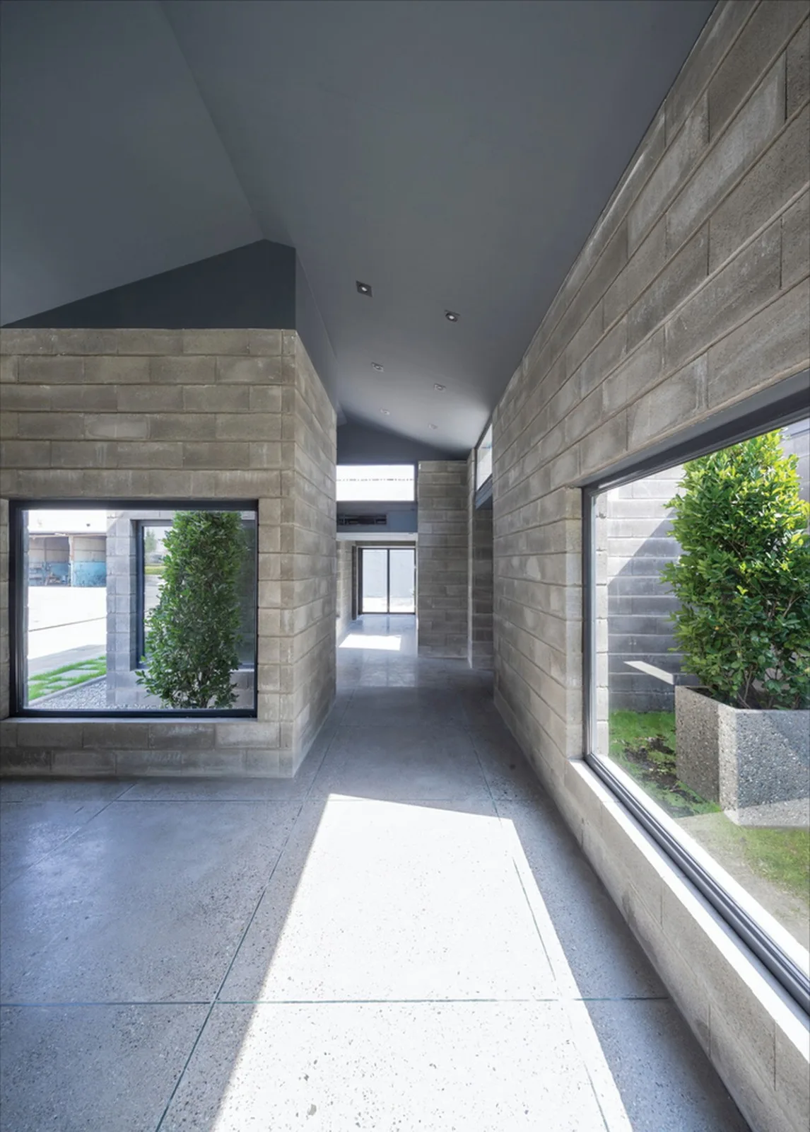 BIM Architecture | Aptus Factory Exhibition Hall, Courtyard and Song of Light and Shadow/Hooba Design