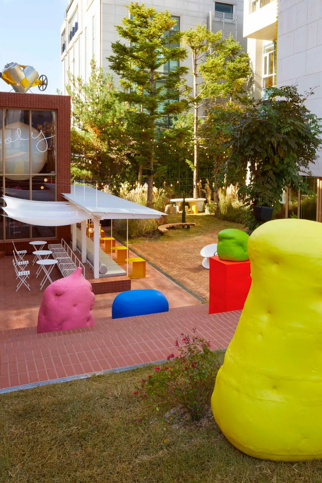 BIM Architecture | Roly Poly Creative Restaurant, Korea/studioVASE