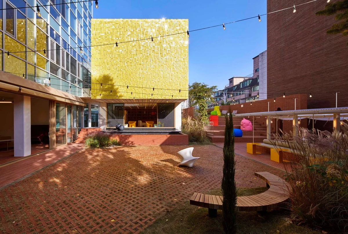 BIM Architecture | Roly Poly Creative Restaurant, Korea/studioVASE