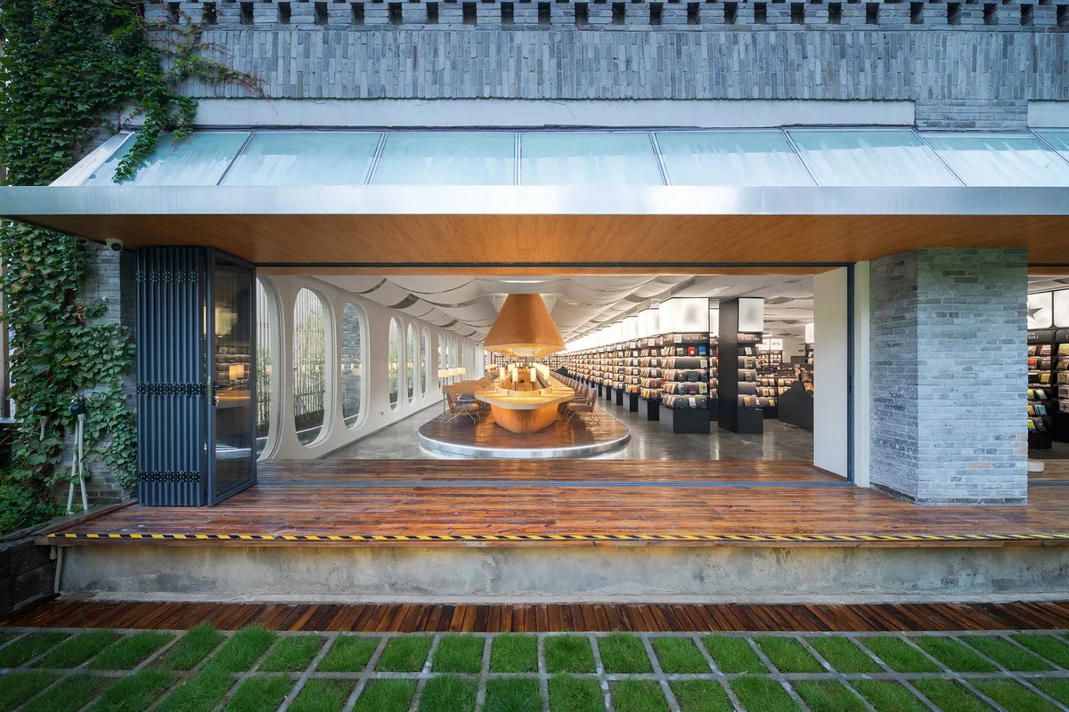 BIM Architecture | Gutenberg Xinghan Bookstore: Creating Scene Space/Untamed Architecture