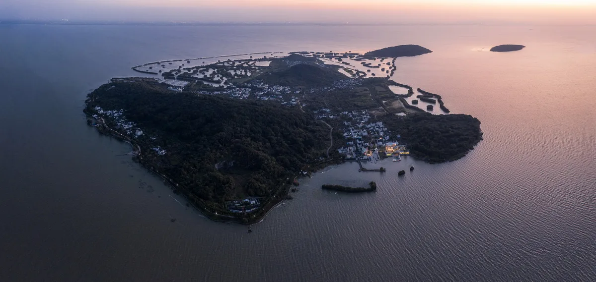 BIM Architecture | Low Habitat and Remote Living - Living through Yunshan Mountain in Suzhou the Taihu Lake Sanshan Island Reconstruction/Kekong Architecture Design Studio