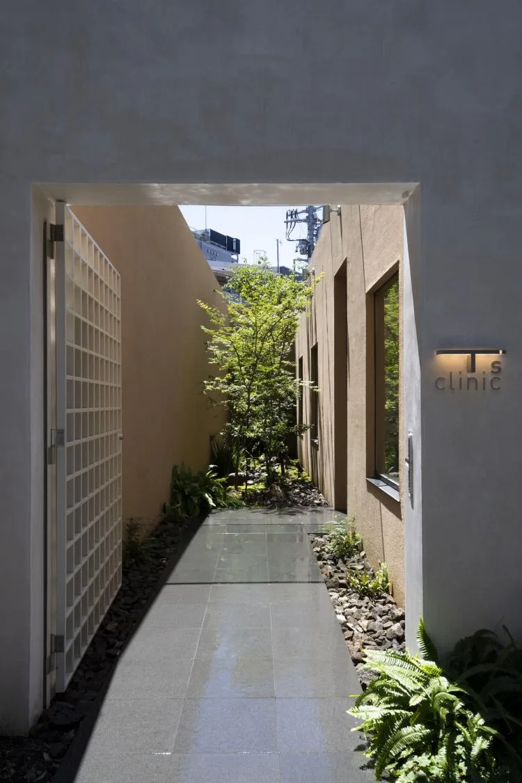 BIM Architecture | Tokyo Sky Cave Residence: A Tranquil Natural Residence/IKAWAYA Architects