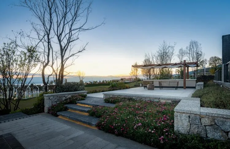 BIM Architecture | Landscape Design of Dali's Small Courtyard Central Living Experience Center/MANG Grid Landscape
