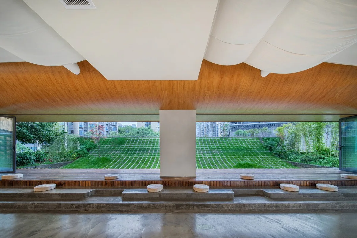 BIM Architecture | Gutenberg Xinghan Bookstore: Creating Scene Space/Untamed Architecture