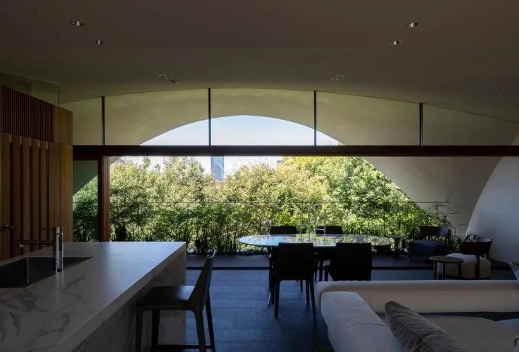 BIM Architecture | Tokyo Sky Cave Residence: A Tranquil Natural Residence/IKAWAYA Architects