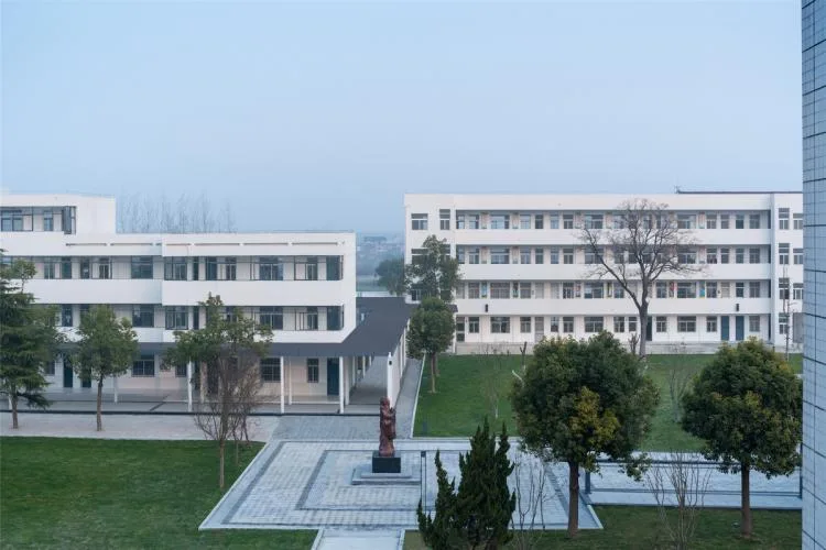 BIM Architecture | Rural Revitalization: Renovation of Township Middle Schools - Planning and Design of Xinrui Guhe Middle School in Quanjiao County/Shanghai Sixu Architecture